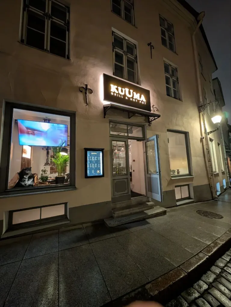 20251111182733 1 768x1020